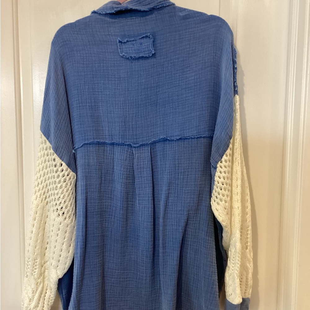 POL Blue and Cream Button-Down Shirt/jacket - Picture 12 of 16